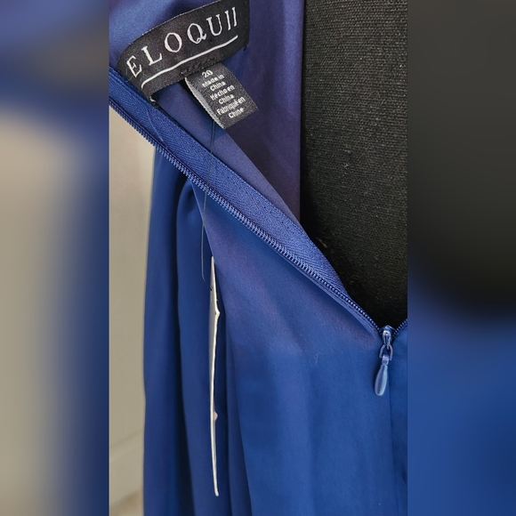 Eloquii Deep Blue Long Sleeve Dress - Picture 7 of 7